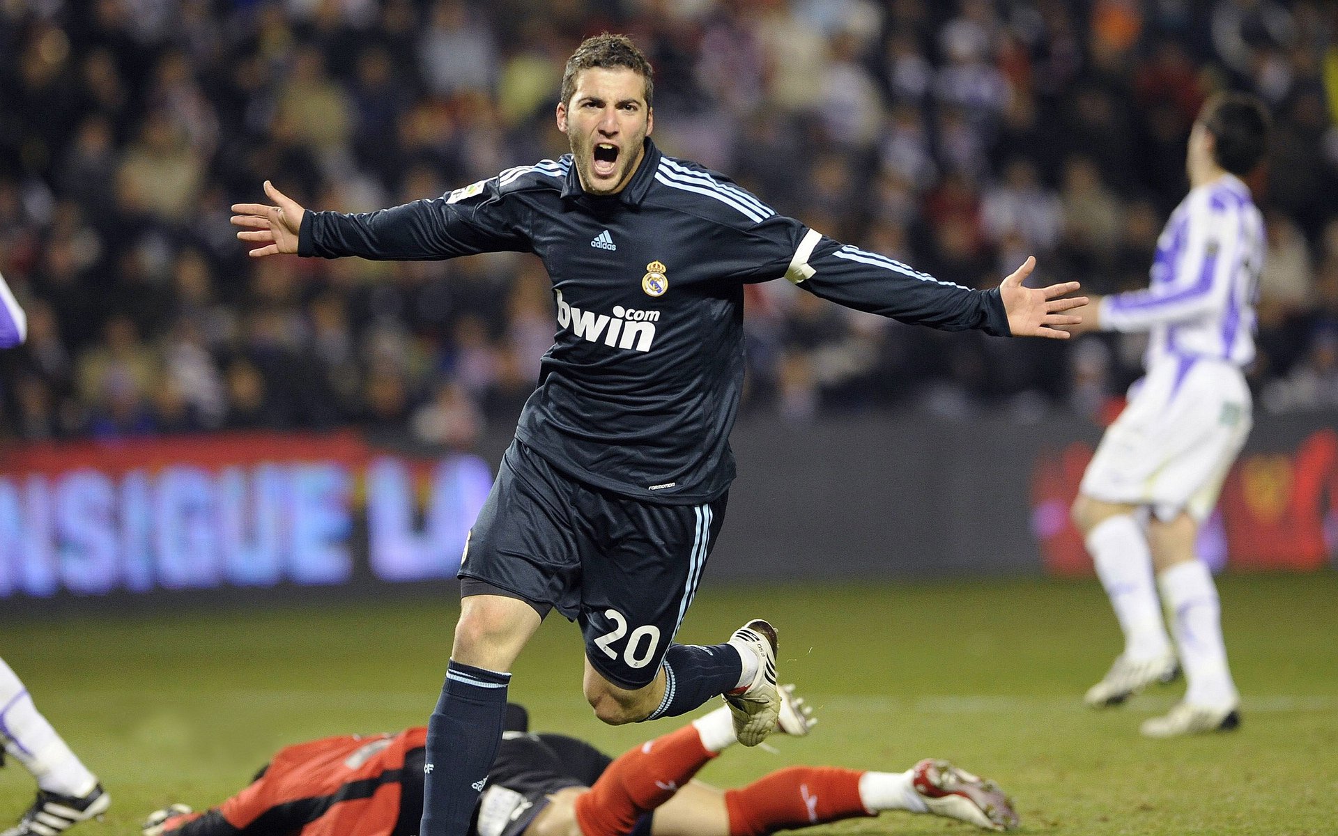 柏林赫塔打破连败魔咒，实力有所提升，柏林赫塔fm